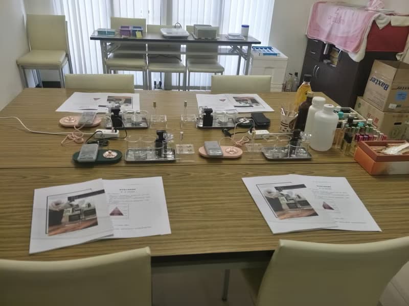 【體驗】KDCA精油香水調香師資證照線上課程(贈送30支香水樣品)