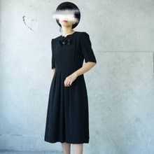 尋寶古著-經典黑蝴蝶結小V開口領設計質感復古洋裝