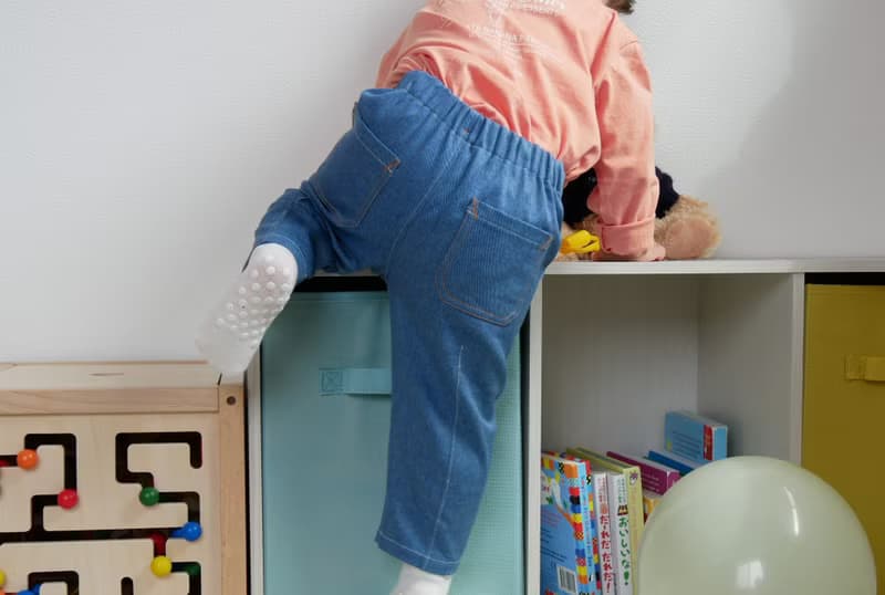子供服　デザインパンツ