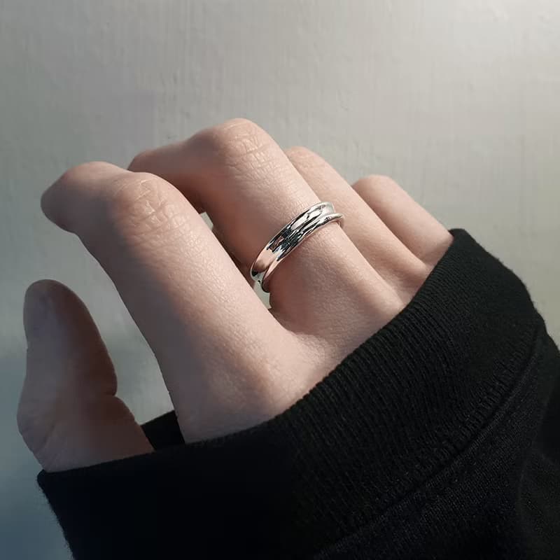 (925 Sterling Silver) Melted Curve Ring