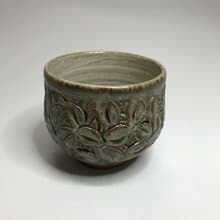 曾永鴻  灰釉刻花杯