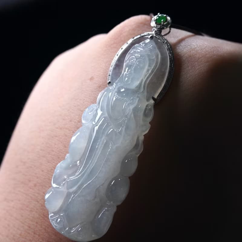 冰種翡翠觀音菩薩項鍊 18K金鑽石鑲嵌 | 天然緬甸玉翡翠A貨 |送禮