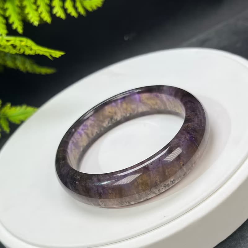 畢業級 極光23水晶手鐲 54MM 冰透彩虹閃片紫色水晶手環 羽毛金牙
