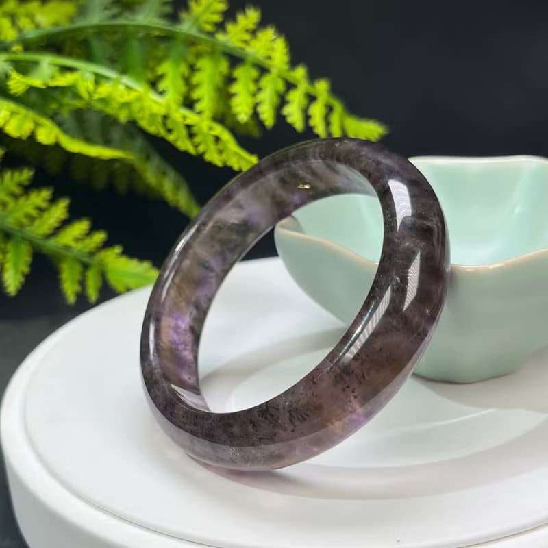 畢業級 極光23水晶手鐲 54MM 冰透彩虹閃片紫色水晶手環 羽毛金牙
