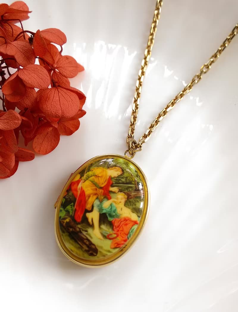 【西洋古董飾品】Locket  神話 相片墜 項鍊