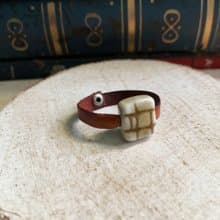 戒指 日本白瓷 自然釉色 無限看不膩色調 真皮革 設計等級