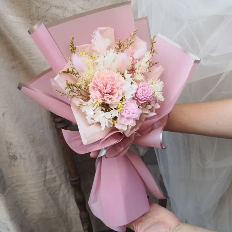 康乃馨大花束 乾燥花束 大型花束 母親節花束 禮物 生日 滿天星