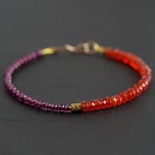 カーネリアンとガーネットのブレスレット
