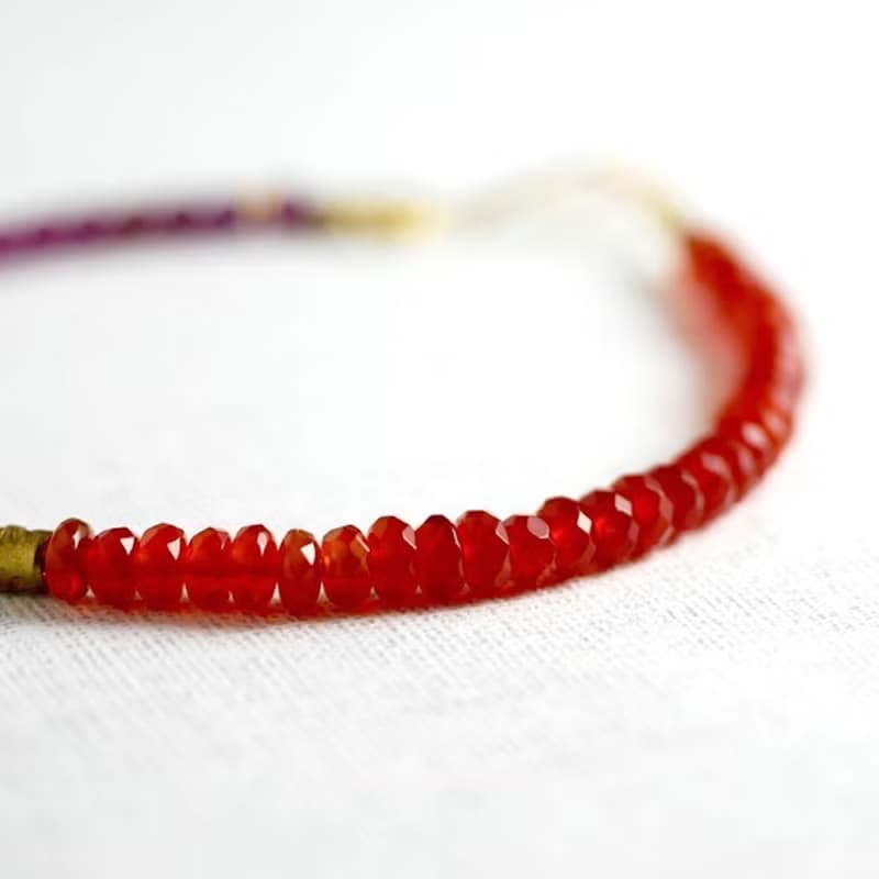 カーネリアンとガーネットのブレスレット