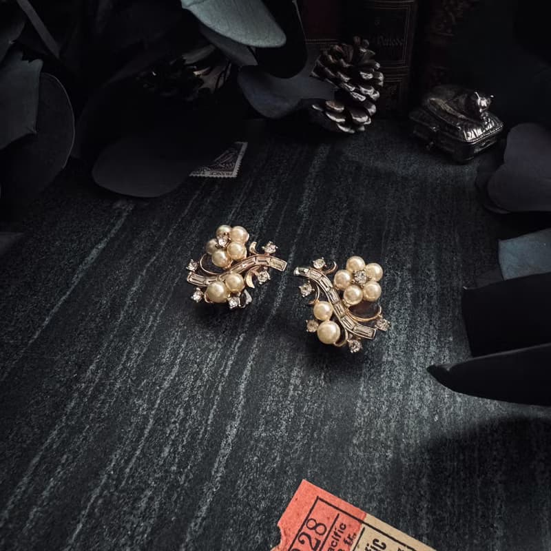 白雛菊珍珠萊茵耳夾
