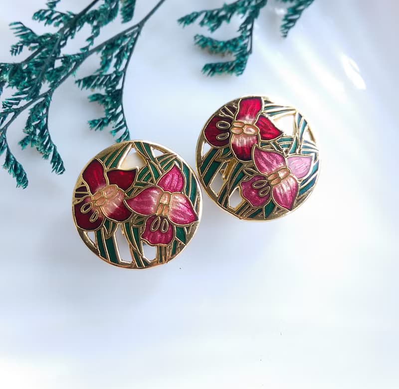 【西洋古董飾品 】景泰藍 紅色調 雙朵百合花卉 夾式耳環