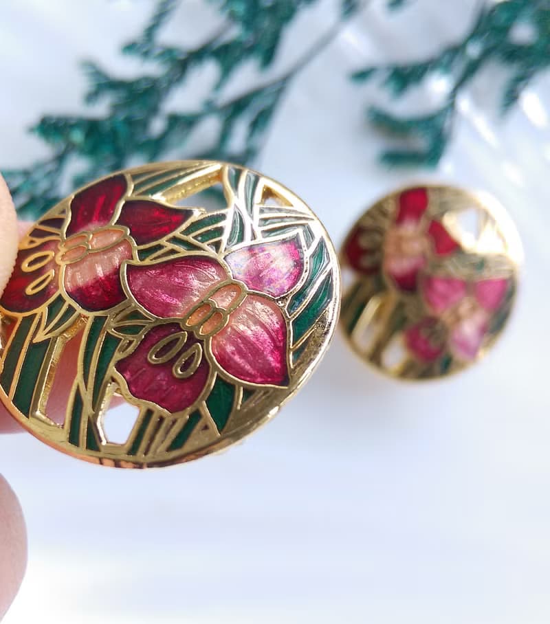 【西洋古董飾品 】景泰藍 紅色調 雙朵百合花卉 夾式耳環