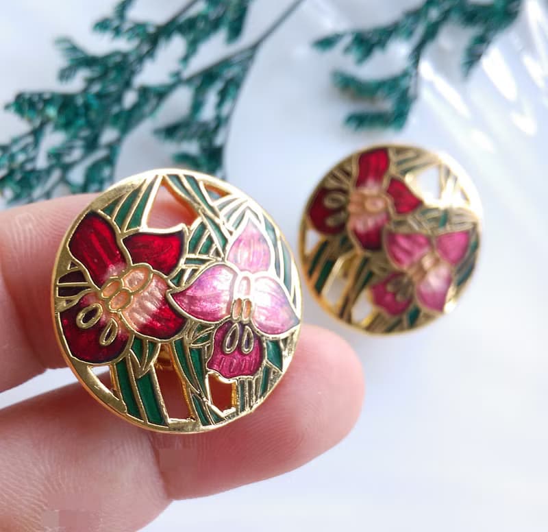 【西洋古董飾品 】景泰藍 紅色調 雙朵百合花卉 夾式耳環