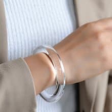 純天然白水晶手鐲 全淨體無瑕疵 圓鐲型 高冰起熒光 底色均勻