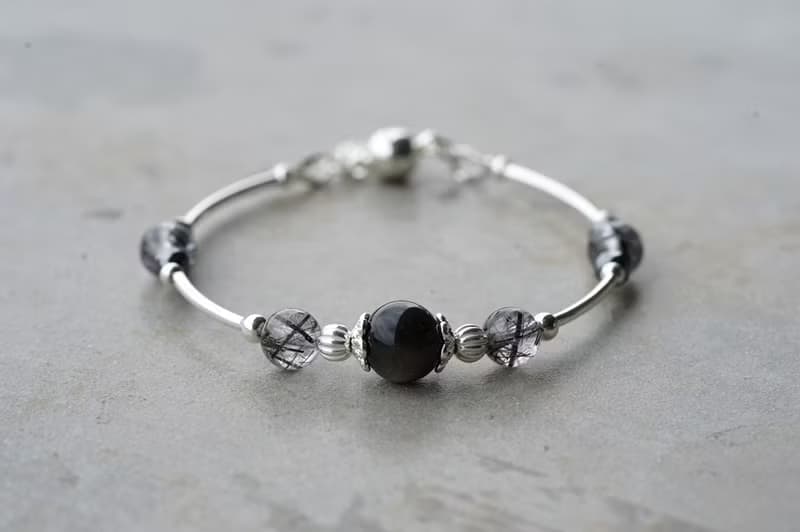 法眼 - 銀曜石 黑髮晶 赤鐵礦 925純銀 磁扣手鍊