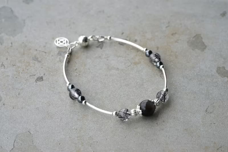 法眼 - 銀曜石 黑髮晶 赤鐵礦 925純銀 磁扣手鍊