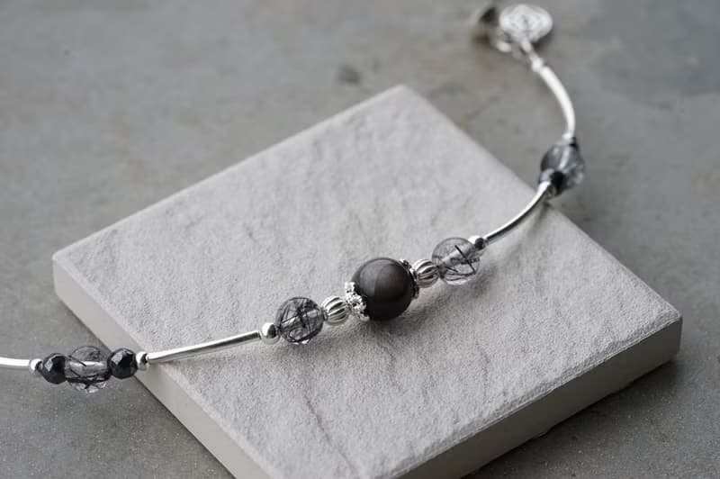 法眼 - 銀曜石 黑髮晶 赤鐵礦 925純銀 磁扣手鍊