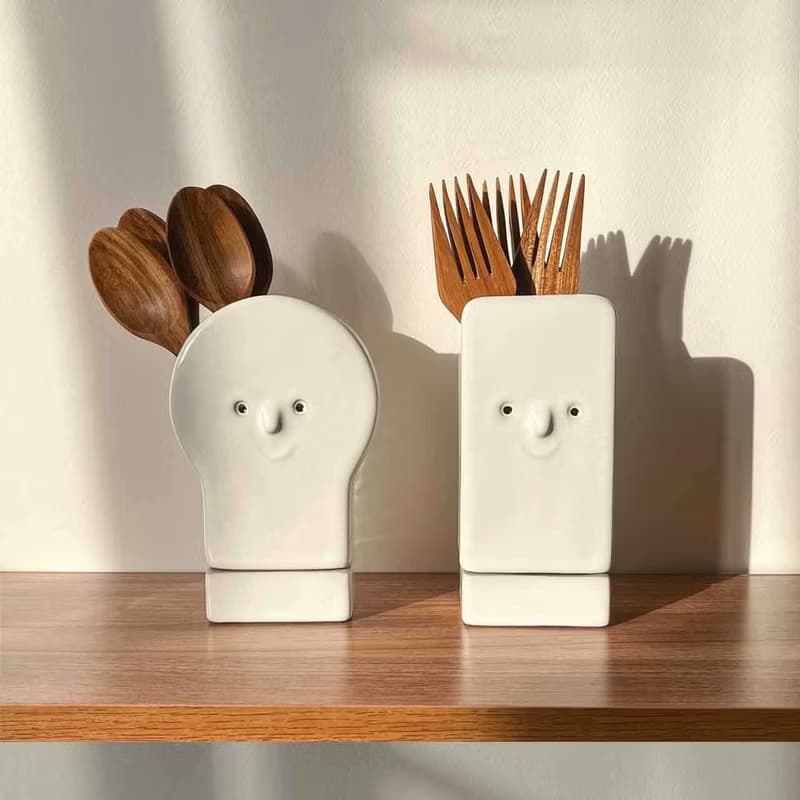 Cutlery storage