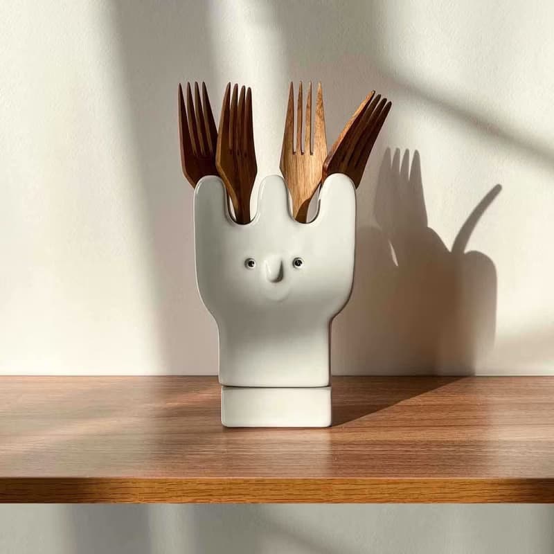 Cutlery storage