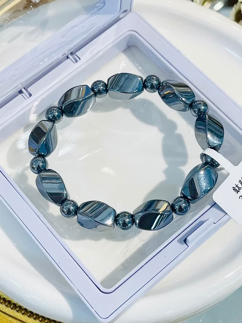 鈦赫磁不規則珠型手珠膝蓋關節不適恢復能量平衡提升身心狀態