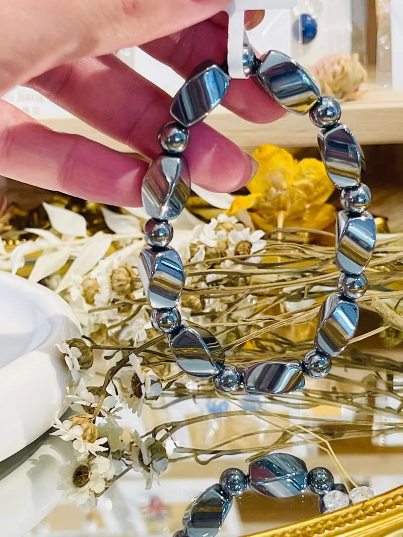 鈦赫磁不規則珠型手珠膝蓋關節不適恢復能量平衡提升身心狀態