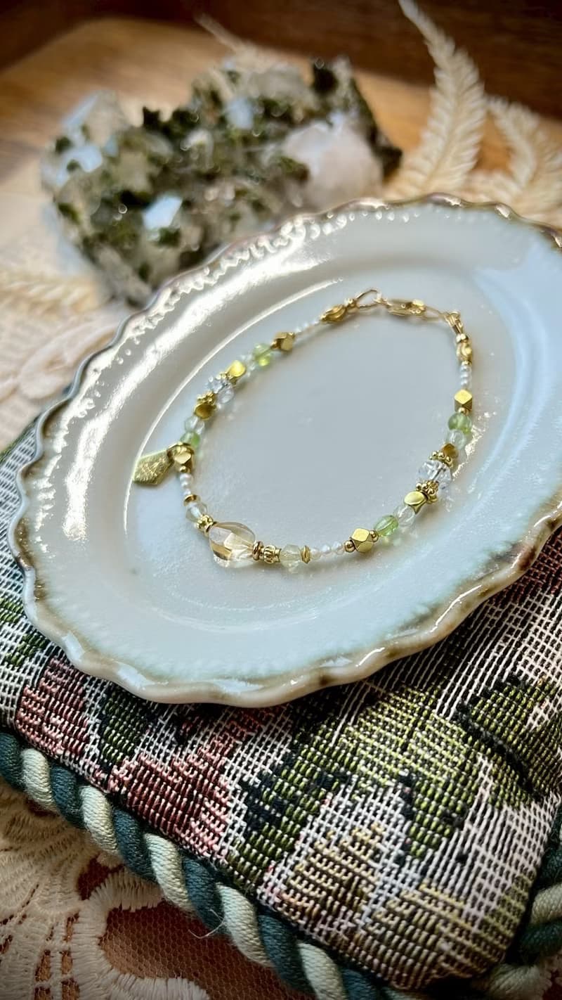 -啟程之歌-天然水晶手鏈/黃銅手鍊