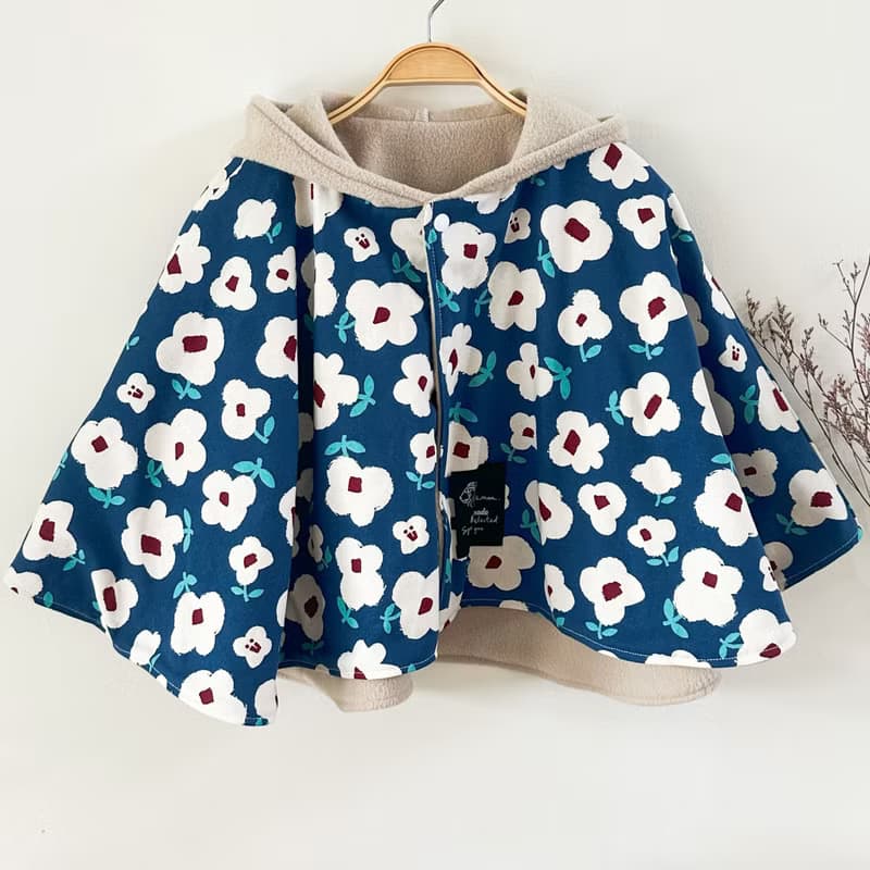 現貨 花花藍精靈斗篷 0-4歲