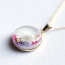 レジンアート　ラウンドペンダント・ブーケ・ホワイト