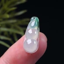 冰種飄綠花翡翠福豆 | 裸石 | 天然緬甸玉翡翠A貨 | 送禮