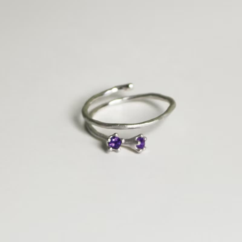 Little Mollis Ring (Amethyst) sand blast finishing