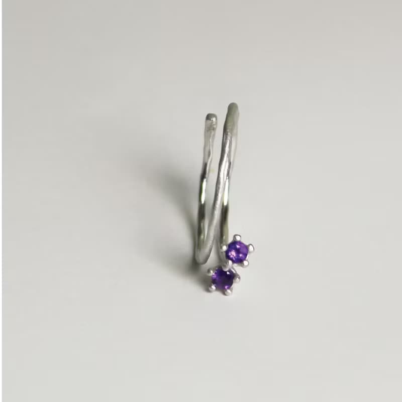 Little Mollis Ring (Amethyst) sand blast finishing