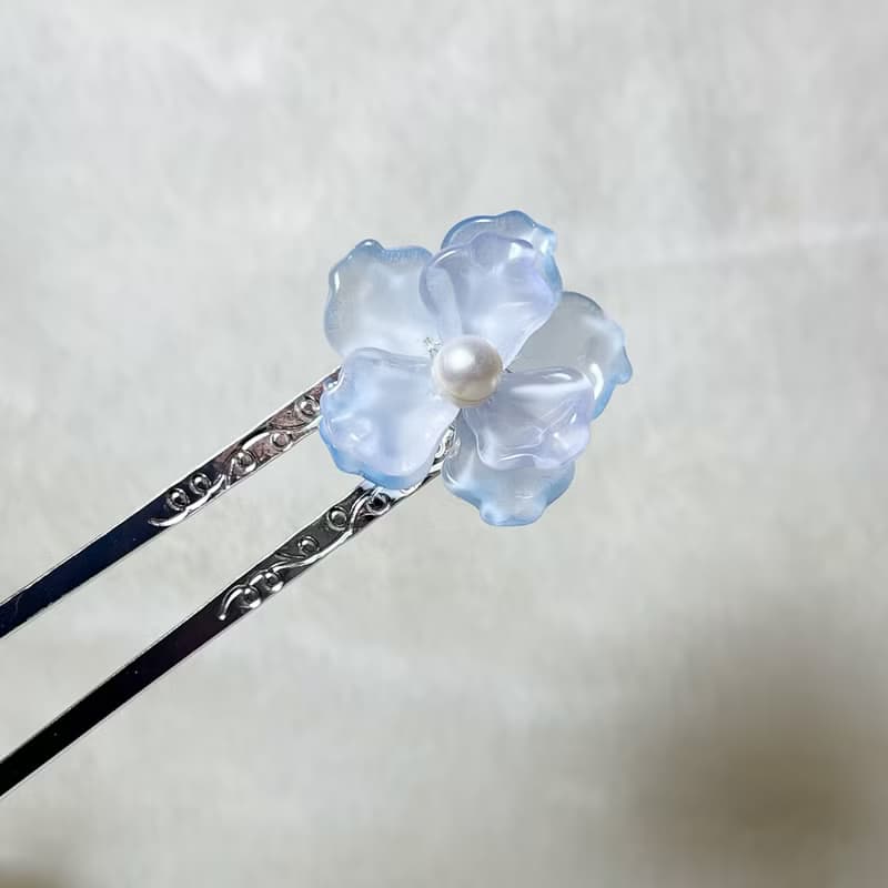 透藍紫櫻草花綴珍珠髮簪 ‧ 一物一圖 ‧