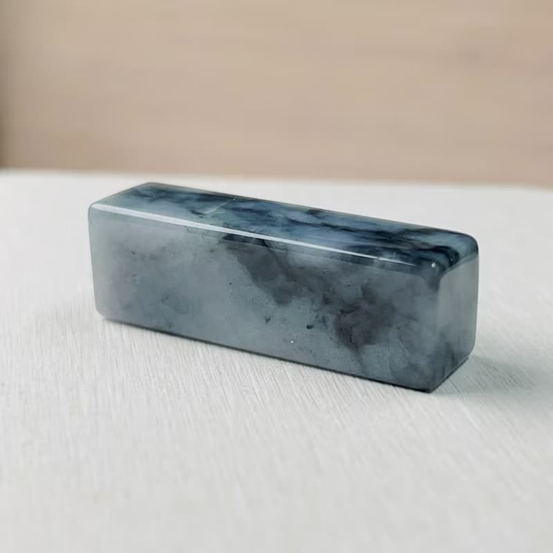 【福利品出清】飄烏雞翡翠印章| 天然緬甸玉翡翠A貨 | 送禮