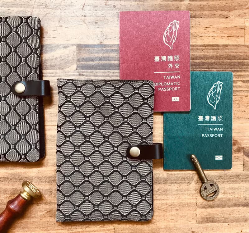 皮革感 褆織 護照套 手帳袋