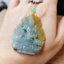 【純翠】天然翡翠 超級特色雙色飄花男相觀音項鍊 送禮首選