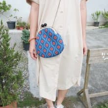 |蔓延小花| 斜背鏈條 黑色圓珠口金包 斜背包