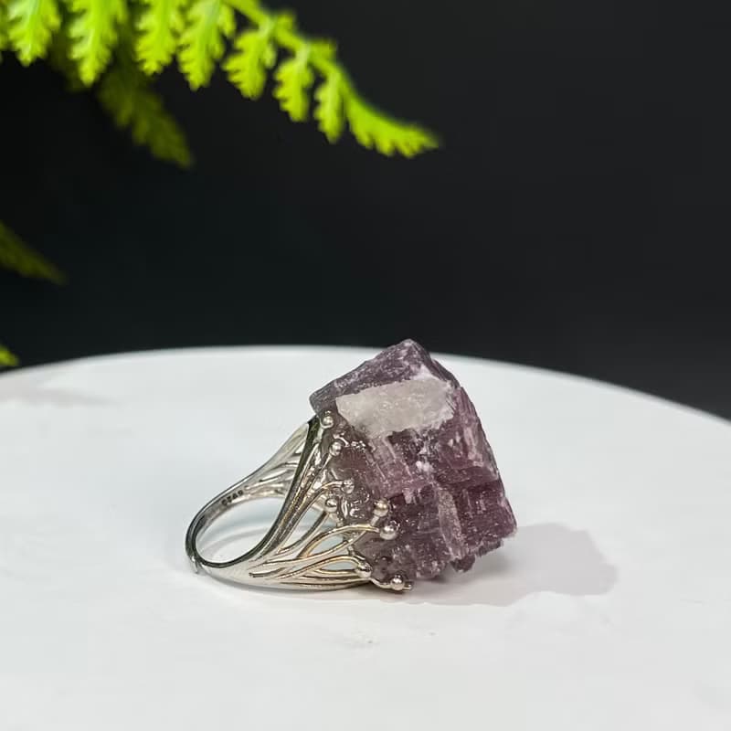 紫色鋰雲母活口戒指 結晶隨形閃片原石標本礦物復古指環 S925銀