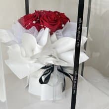 SEE 看見花藝設計 | 永生花 | 玫瑰 | 紅色熱情蛋糕花束禮盒