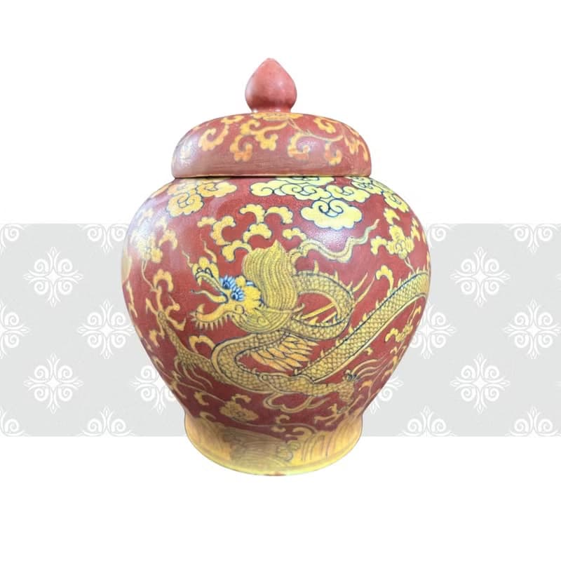 明 嘉靖 紅地黃彩雲龍紋蓋罐