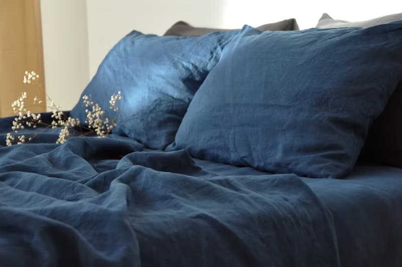 Ocean blue linen sheet set / Flat+fitted sheet+2 pillowcases / Blue bedding