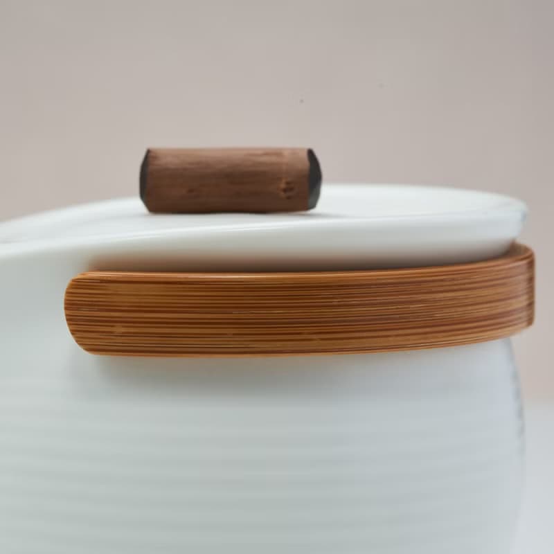 逸II │ Leisure II - 白瓷茶壺