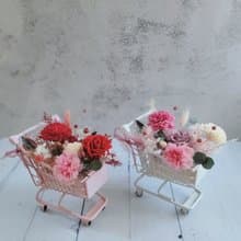 【一人成班】花藝手作課程-時尚購物花車 永生花體驗課程