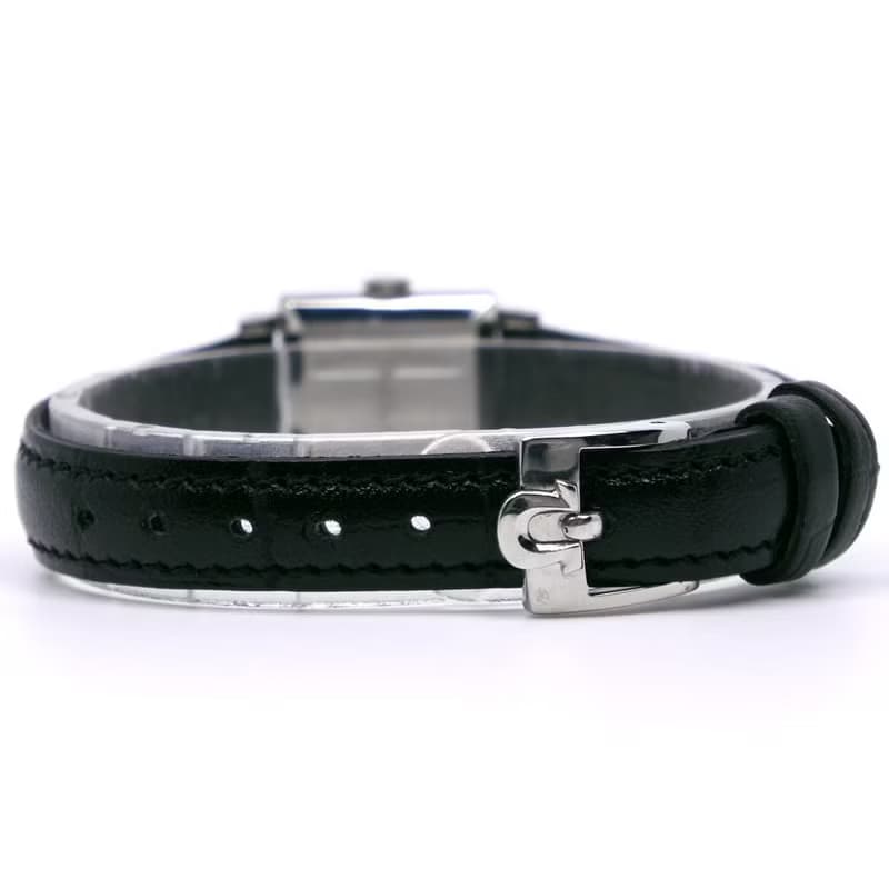 【日本直送】オメガ OMEGA ジュネーブ 腕時計 cal.1070 SS × 型押しレザー 手巻き シルバー文字盤 レディース【中古】