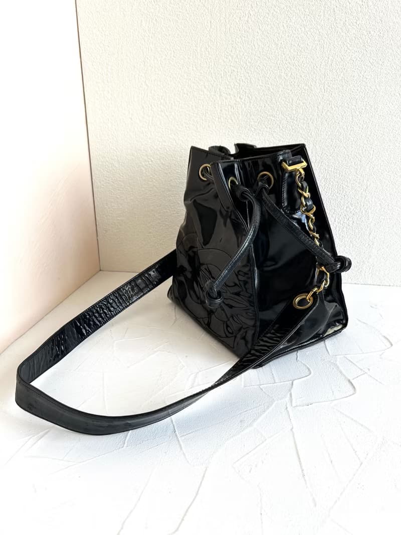 中古二手Chanel黑色漆皮皮革水桶親子小包單肩側揹斜背孭手袋