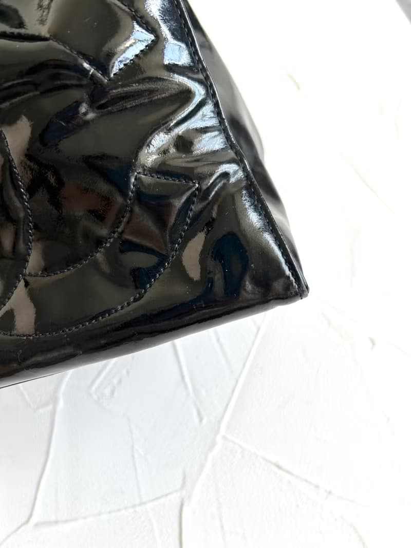 中古二手Chanel黑色漆皮皮革水桶親子小包單肩側揹斜背孭手袋