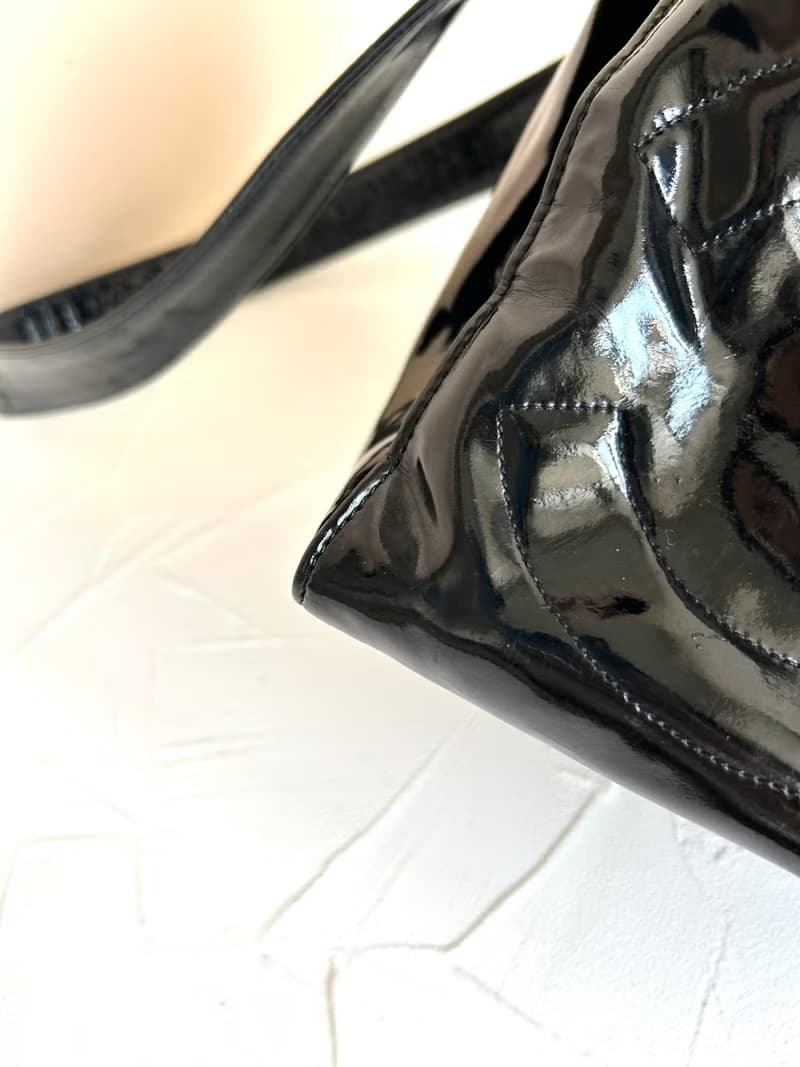 中古二手Chanel黑色漆皮皮革水桶親子小包單肩側揹斜背孭手袋