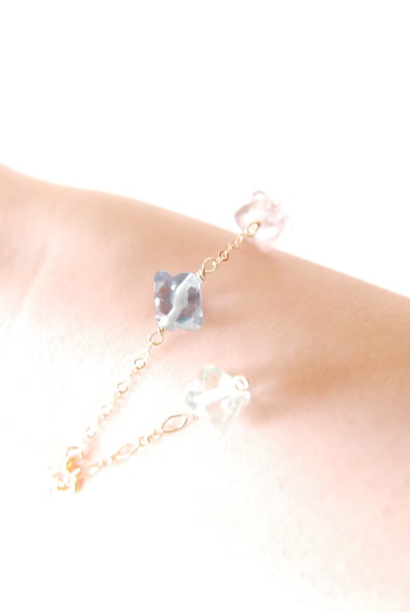 金平糖のようなフローライトのブレスレット１４kgf