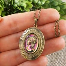 Lady Girl Intaglio Cameo Photo Locket Iridescent Vintage Glass Necklace Jewelry