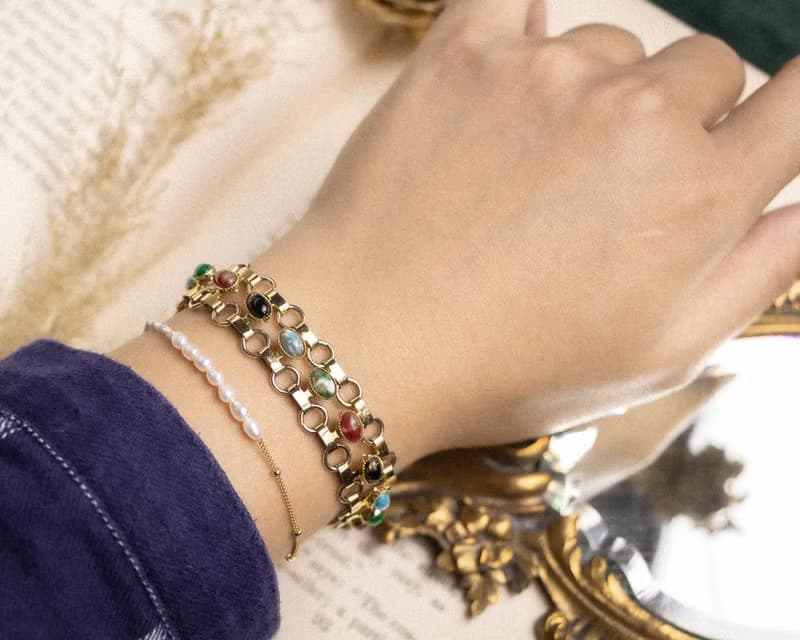 美國古董 紅黑藍綠仿石 鎖鏈設計鍍金手鍊