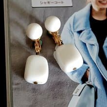 vintage jewelry  Trifari 純白賽珞珞吊墜 夾式耳環